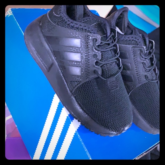 adidas die marke mit den with the 3 stripes